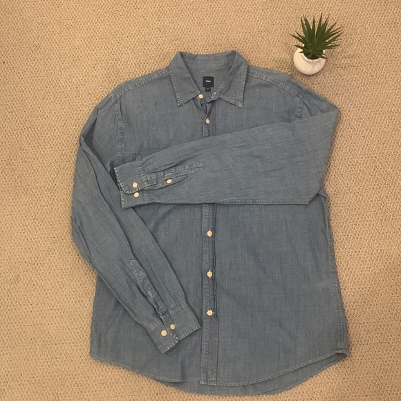 Gap Long Sleeve Chambray Woven Button-Down Shirt - Classic Comfort Blue Cotton - Picture 4 of 8